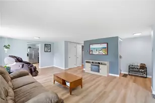 1459 Wiley St, Fairborn, OH 45324 - Photo 4