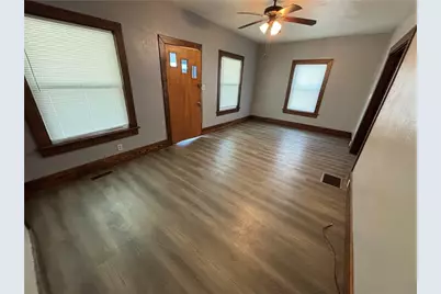 2357 S Smithville Road, Dayton, OH 45420 - Photo 4