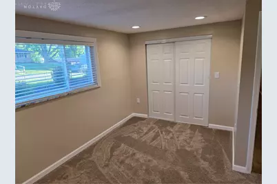1617 Belvo Road, Miamisburg, OH 45342 - Photo 38