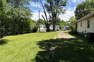 1023 Burleigh Ave, Dayton, OH 45402 - Photo 2