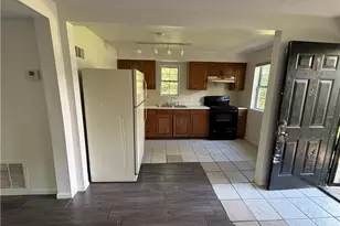 1023 Burleigh Ave, Dayton, OH 45402 - Photo 6