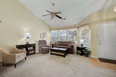 5051 Twin Lakes Circle, Clayton, OH 45315 - Photo 8