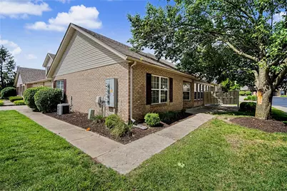 5051 Twin Lakes Circle, Clayton, OH 45315 - Photo 2