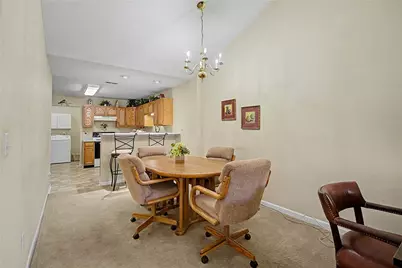 5051 Twin Lakes Circle, Clayton, OH 45315 - Photo 10