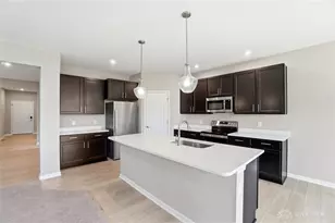 141 Kenneth Hamilton Way, Yellow Springs Vlg, OH 45387 - Photo 8