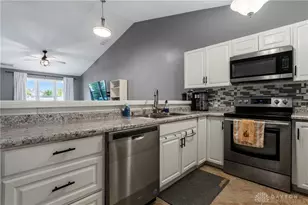 3859 Butterfield Dr, Beavercreek, OH 45431 - Photo 16