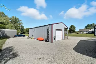 137 S Waynesville Rd, Oregonia, OH 45054 - Photo 56