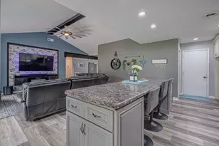 137 S Waynesville Rd, Oregonia, OH 45054 - Photo 14