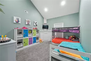 137 S Waynesville Rd, Oregonia, OH 45054 - Photo 32