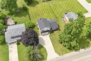 8277 Meadowlark Dr, Carlisle, OH 45005 - Photo 40