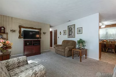 837 Colorado Drive, Xenia, OH 45385 - Photo 4