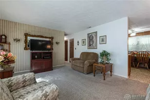 837 Colorado Dr, Xenia, OH 45385 - Photo 4