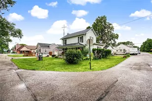 400 Harrison St, Pitsburg, OH 45358 - Photo 6