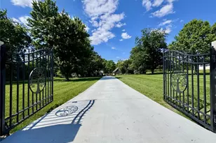 5596 Greentree Rd, Turtlecreek Twp, OH 45036 - Photo 4