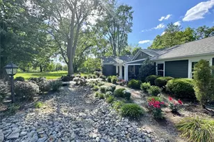 5596 Greentree Rd, Turtlecreek Twp, OH 45036 - Photo 14