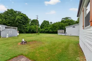 12220 Jason Dr, Bethel Twp, OH 45341 - Photo 20