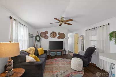 12220 Jason Drive, Bethel Twp, OH 45341 - Photo 4