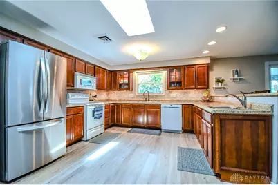 2517 Banyon Drive, Beavercreek, OH 45431 - Photo 16