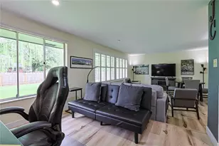 8910 Springrun Ln, Washington Twp, OH 45458 - Photo 16
