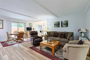 8910 Springrun Ln, Washington Twp, OH 45458 - Photo 12
