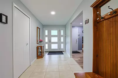 8910 Springrun Lane, Washington Twp, OH 45458 - Photo 6