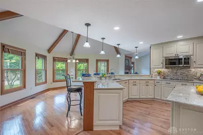 287 Southwood Trail, Beavercreek, OH 45440 - Photo 10