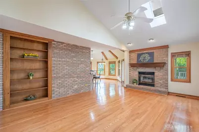 287 Southwood Trail, Beavercreek, OH 45440 - Photo 4