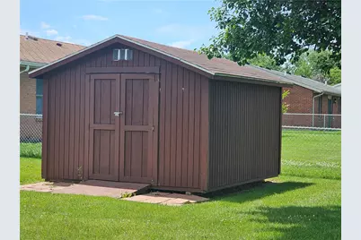 428 Buckeye Drive, Eaton, OH 45320 - Photo 8