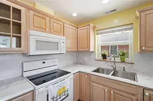 3753 Glaser Dr, Kettering, OH 45429 - Photo 8