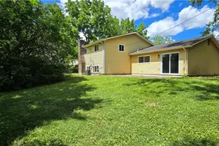 5880 Woodstone Dr, Trotwood, OH 45426 - Photo 22