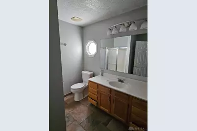 15 Webbshaw Drive, Washington Twp, OH 45458 - Photo 4