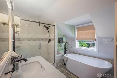 360 East Drive, Oakwood, OH 45419 - Photo 20