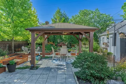 360 East Drive, Oakwood, OH 45419 - Photo 40