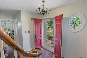 360 East Dr, Oakwood, OH 45419 - Photo 4