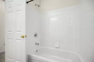 2567 Eagle View Dr, Beavercreek, OH 45431 - Photo 24