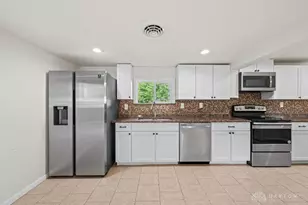 309 N Gebhart Church Rd, Miamisburg, OH 45342 - Photo 10