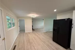 5705 Tibet Dr, Huber Heights, OH 45424 - Photo 8