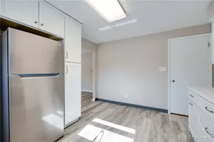 3433 Woodman Dr, Kettering, OH 45429 - Photo 8
