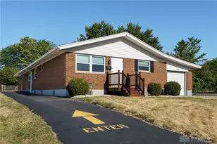 3433 Woodman Dr, Kettering, OH 45429 - Photo 2
