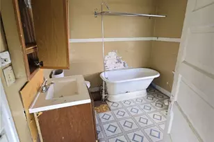 1421 Edison St, Dayton, OH 45417 - Photo 16