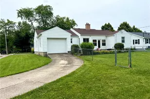 1303 Croydon Rd, Troy, OH 45373 - Photo 2