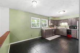 5908 Verdi Dr, West Carrollton, OH 45449 - Photo 8