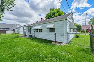 916 S Crawford St, Troy, OH 45373 - Photo 6