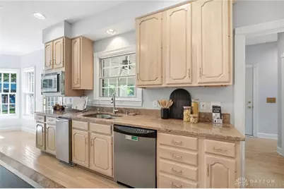 1037 Thicket Walk, Washington Twp, OH 45429 - Photo 22
