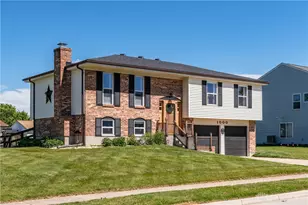 1000 Greenob Dr, Englewood, OH 45322 - Photo 2