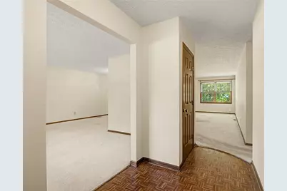 9909 Sheehan Road, Centerville, OH 45458 - Photo 6