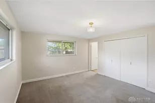 7329 Kirkview Dr, Huber Heights, OH 45424 - Photo 16