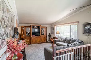 5550 Joyce Ann Dr, Dayton, OH 45415 - Photo 4