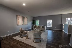 1672 Big Bear Dr, Washington Twp, OH 45458 - Photo 2