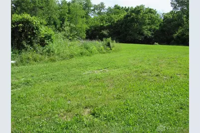 1460 Olt Rd Ext Road, Jefferson Twp, OH 45417 - Photo 10